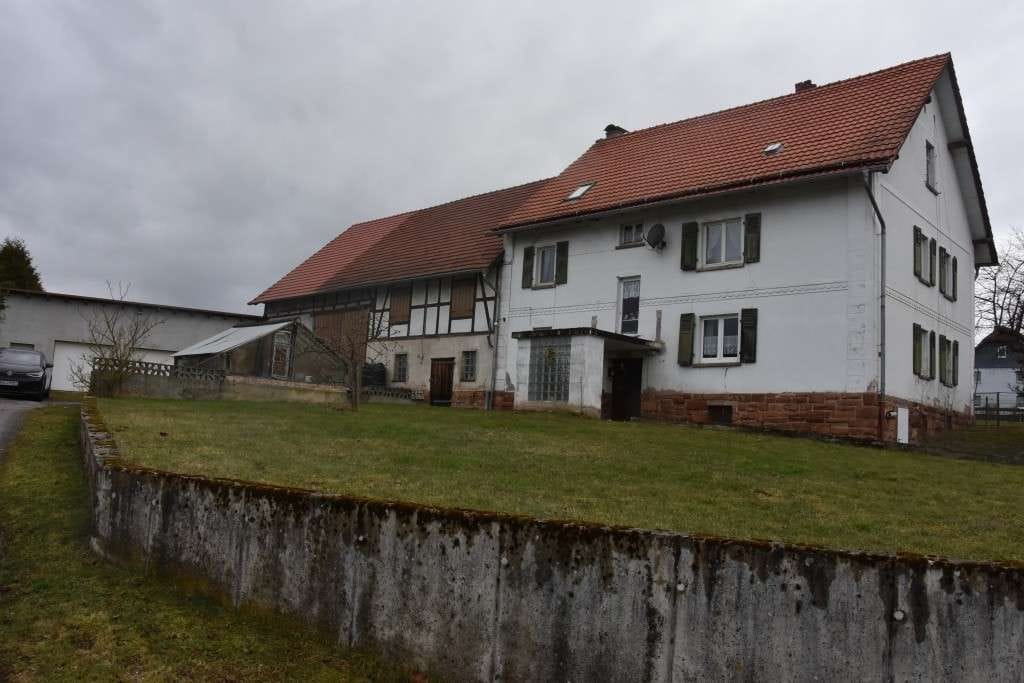 Immobilie in Waldeck - Bauernhof mit Nebengebäude - Bild 0