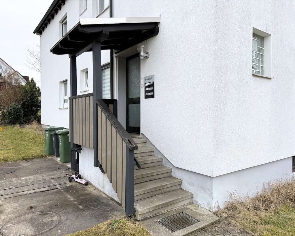 Immobilie in Ellwangen (Jagst) - +++Modernisierte 4-Zimmer-DG-Wohnung mit Gartenanteil & Stellplatz in ruhiger Lage+++ - Bild 1