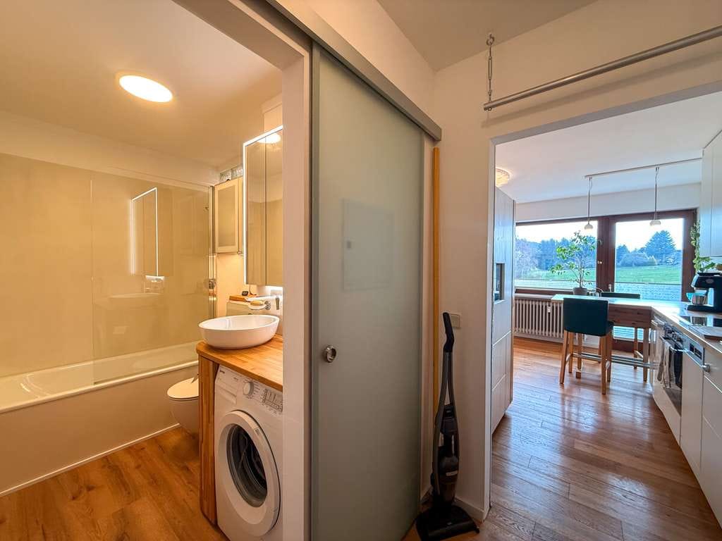 Immobilie in Weiler-Simmerberg - Attraktive Kapitalanlage im Allgäu – Charmantes Apartment mit Stellplatz in ruhiger Lage - Bild 3