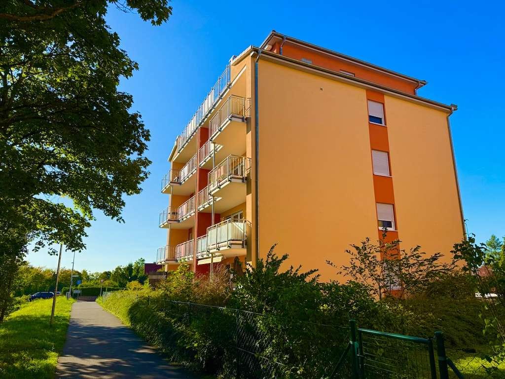 Immobilie in Neustadt an der Aisch - 3-Zimmer-Terrassenwohnung mit EBK und Carportstellplatz in Neustadt an der Aisch - Bild 0