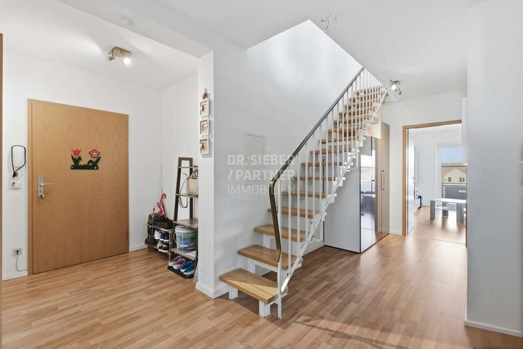 Immobilie in Borsdorf - **Helle Maisonettewohnung mit Balkon und Stellplatz – Ihre Chance im Umland von Leipzig!** - Bild 2