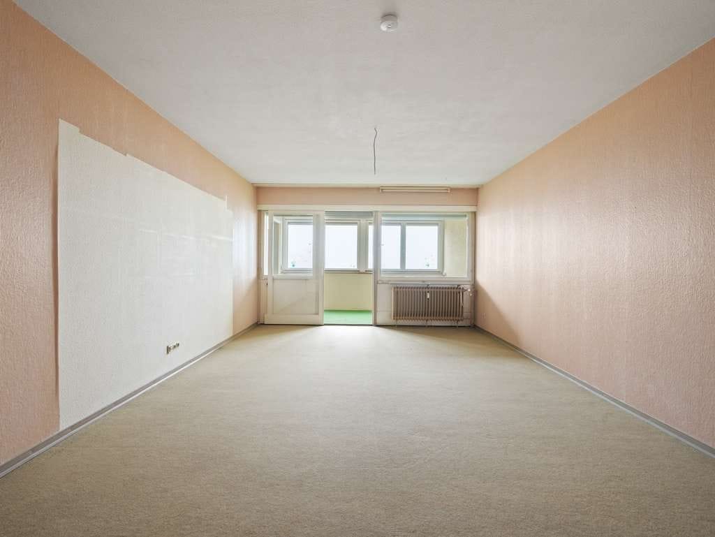 Immobilie in Hagnau am Bodensee - großzügige 3,5 Zimmer Eigentumswohnung
- barrierefrei erreichbar - renovierungsbedürftig -   - Bild 3