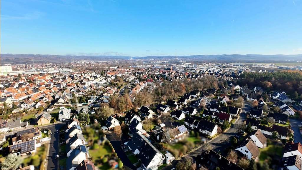 Immobilie in Stockstadt am Main - Viel Raum für Familie und Leben: Zweifamilienhaus in beliebter Wohnlage in Stockstadt - Bild 3