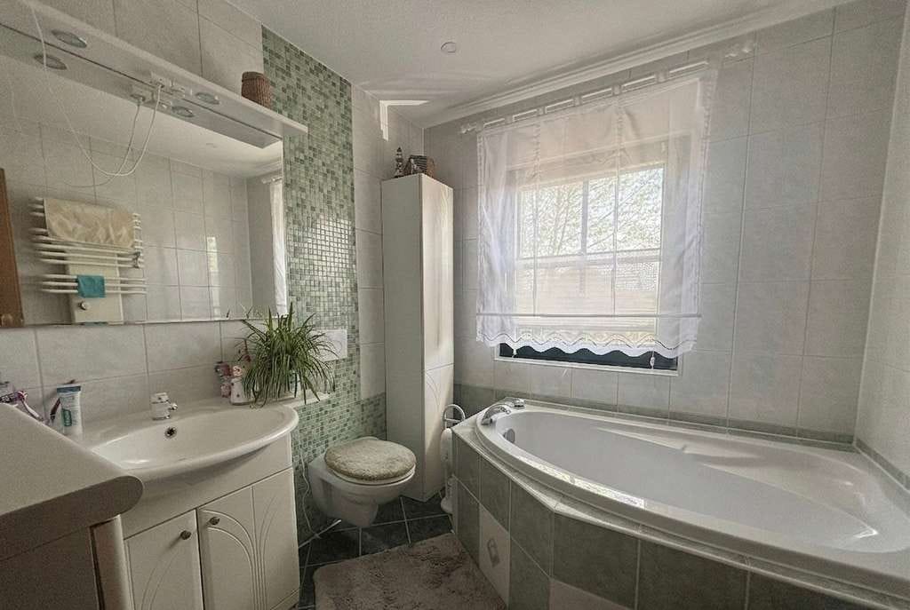 Immobilie in Großweitzschen - Ihr Zuhause in Großweitzschen – großzügiges Grundstück mit freistehendem Einfamilienhaus lädt ein - Bild 4