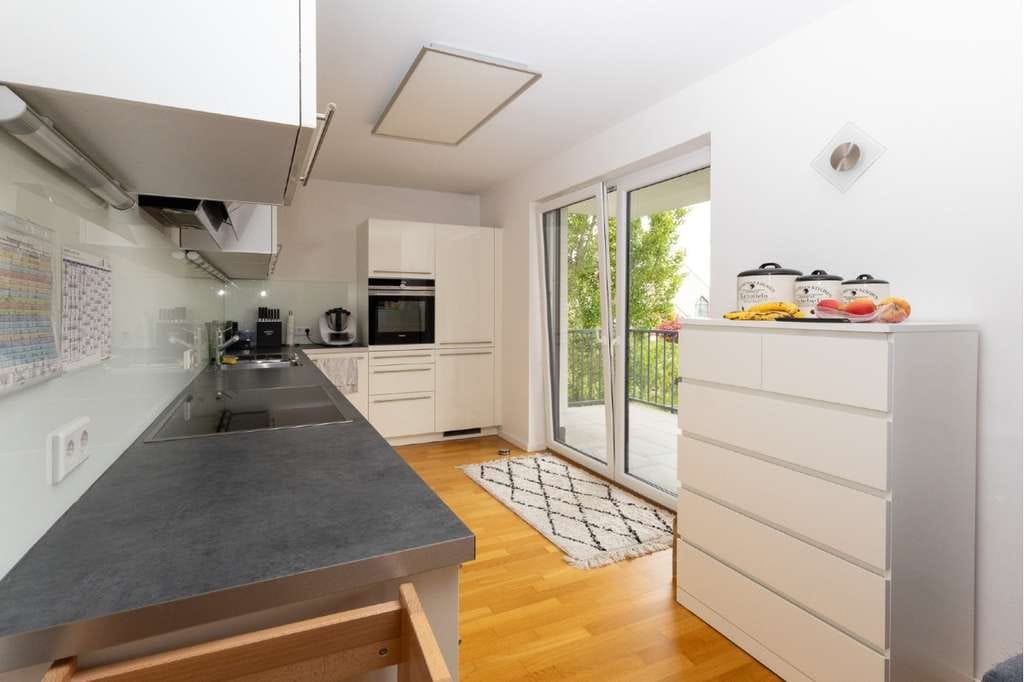 Immobilie in Euerbach - Moderne 3-Zimmer-Eigentumswohnung mit Aufzug & Balkon in zentraler Lage von Euerbach - Bild 3