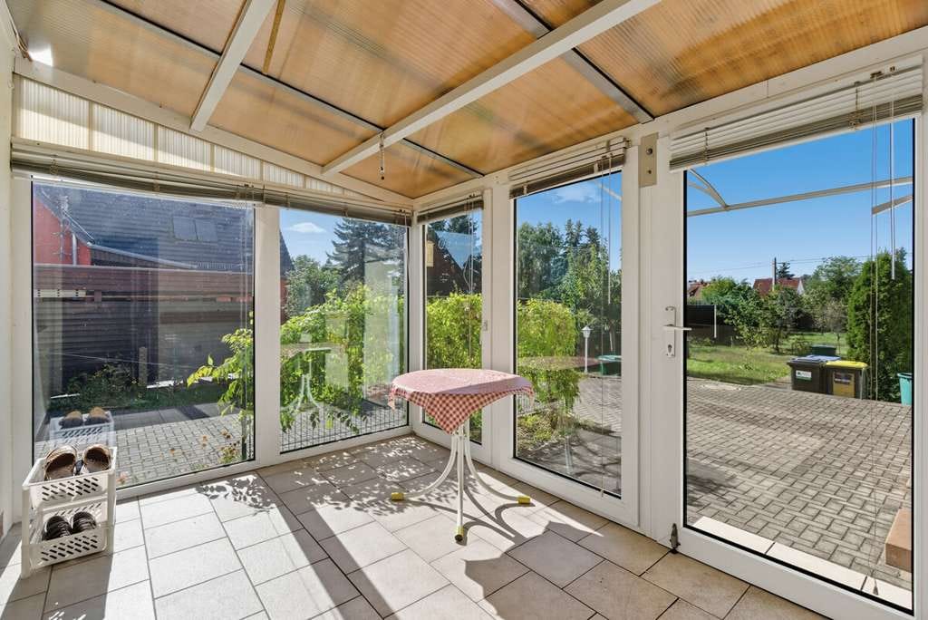 Immobilie in Niederau - Einfamilienhaus / Doppelhaushälfte mit großem Grundstück in idyllischer Lage von Weinböhla! - Bild 2