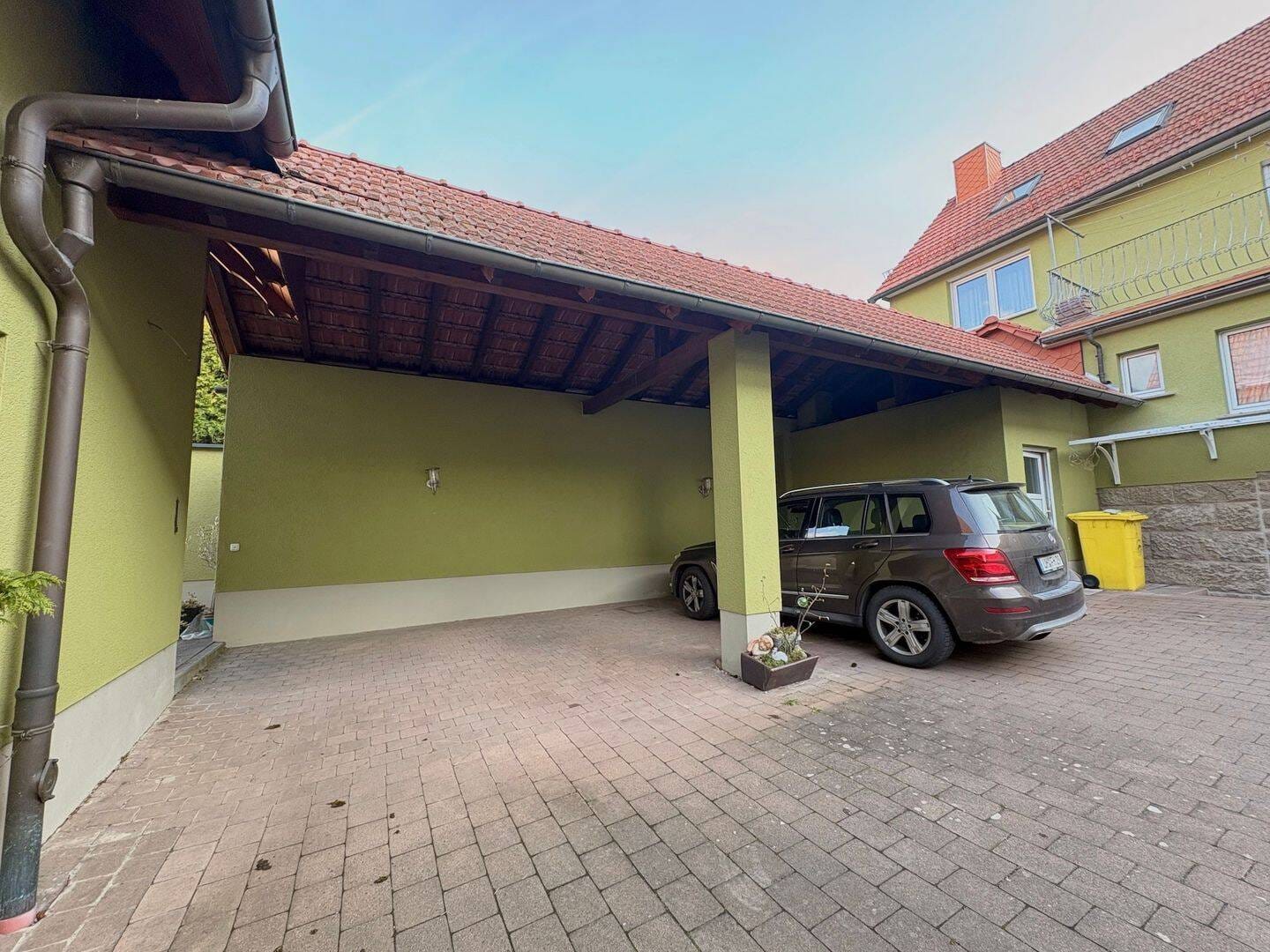 Immobilie in Südeichsfeld - Viel Platz, moderne Ausstattung und zahlreiche Nutzungsmöglichkeiten; inklusive umfangreichem Inventar - Bild 2