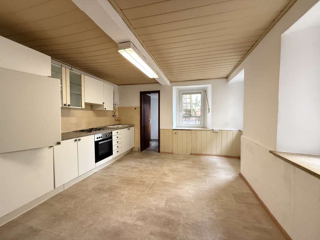 Immobilie in Wolfstein - Altbau mit Renovierungsbedarf in zentraler Lage von Wolfstein - Bild 1