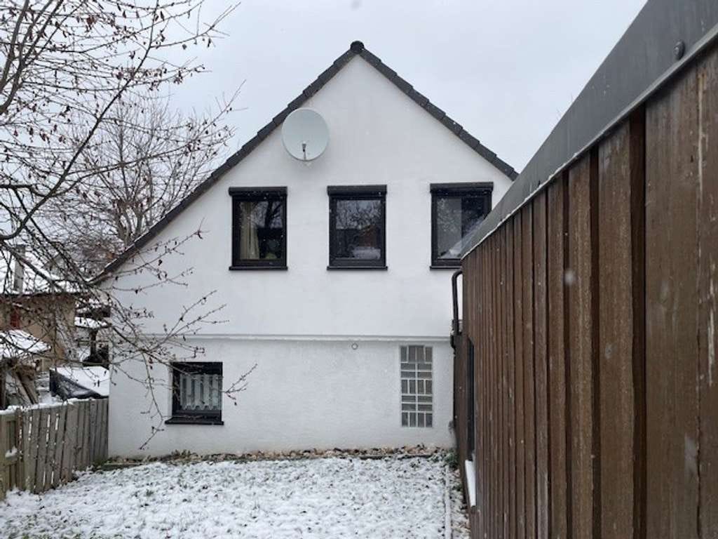 Immobilie in Litzendorf - Litzendorf / OT Melkendorf - Modernisiertes Einfamilienhaus aus den 1920 er Jahren - Bild 2