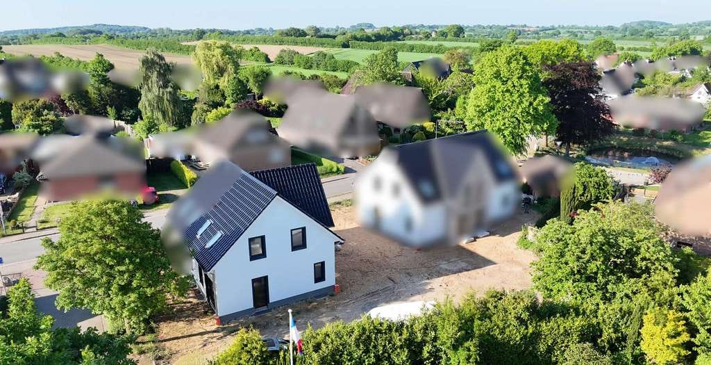 Immobilie in Rumohr - Stilvoller Erstbezug wartet auf Ihre finale Note - DHH in Rumohr - Bild 3