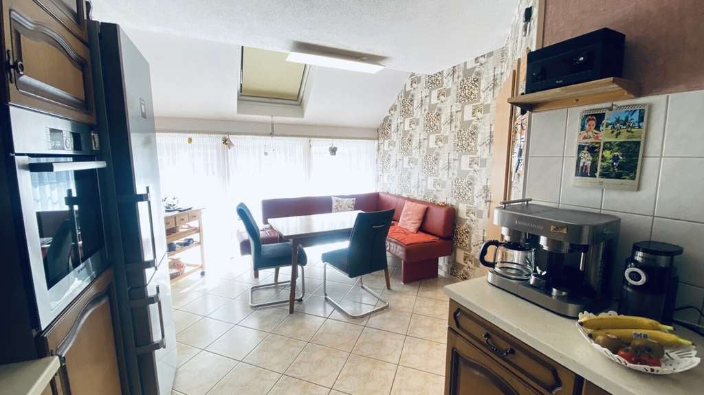 Immobilie in Hoyerswerda - Wojerecy - Gepflegtes Reihenendhaus mit Terrasse, Garage & Sauna - Bild 3