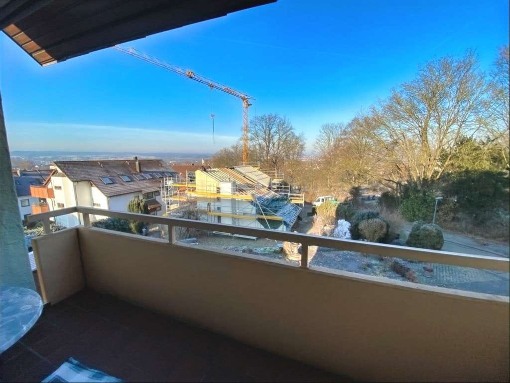 Immobilie in Wendlingen am Neckar - Schön gelegene Wohnung mit Garage und Stellplatz - Bild 2