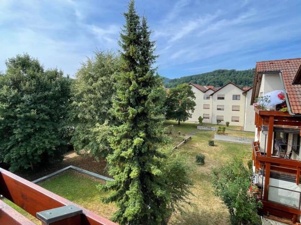 Immobilie in Gingen an der Fils - Renovieren & Gestalten! Attraktive 3,5 Zimmer-Wohnung mit tollem Flair! - Bild 2