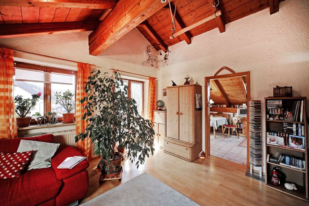 Immobilie in Königsdorf - Sehr gemütliche 3-Zimmer-Dachgeschosswohnung in Königsdorf - Bild 0