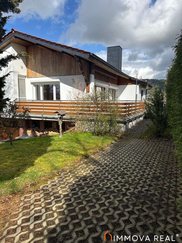 Immobilie in Heilbad Heiligenstadt - Freistehendes Einfamilienhaus mit Garten in zentraler und ruhiger Wohnlage - Bild 1