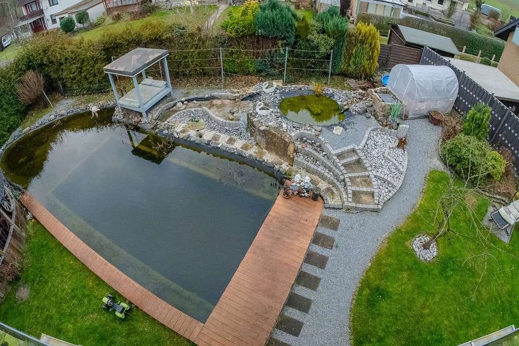 Immobilie in Lemgo - Grünes Paradies-Mehrfamilienhaus mit traumhafter Gartenlandschaft - Bild 1