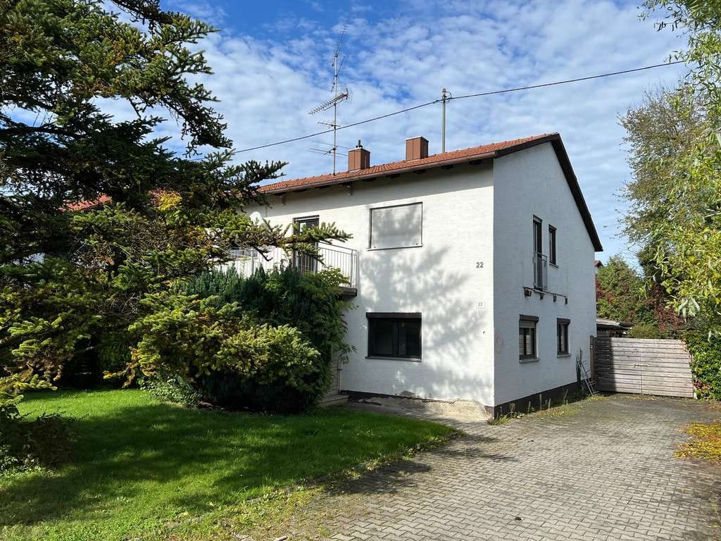 Immobilie in Forstern - FREISTEHENDES EINFAMILIENHAUS MIT BAURESERVE AUF GROSSEM GRUNDSTÜCK - RENOVIERUNGSBEDÜRFTIG - Bild 0