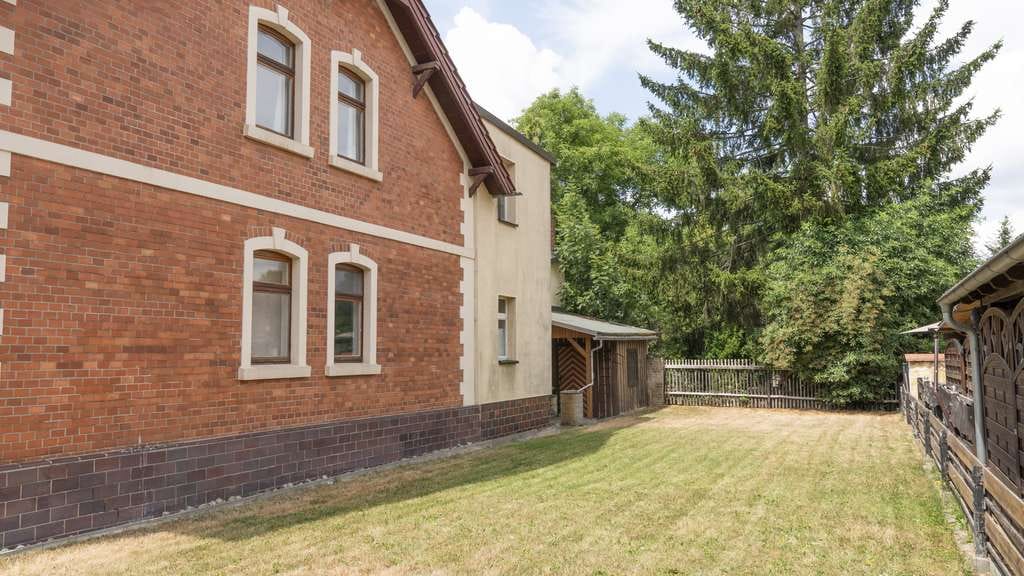 Immobilie in Saalfeld/Saale - Charmantes Ein- oder Zweifamilienhaus in Klinkerbauweise in Saalfeld - Bild 4
