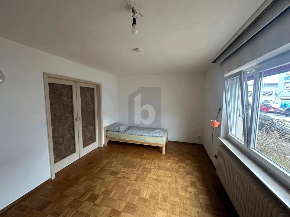 Immobilie in Freiburg im Breisgau - ANLEGER AUFGEPASST! 4 PARTEIEN UND EIN BÜRO - Bild 3