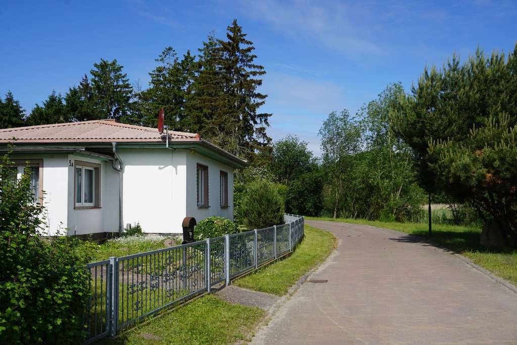 Immobilie in Kröslin - Filetgrundstück mit Seeblick auf den Bodden in Freest - Bild 2