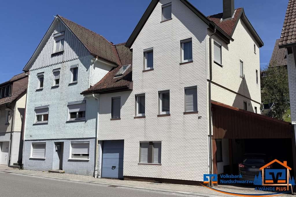 Immobilie in Baiersbronn - Renovierungsbedürftiges Einfamilienhaus - klein, aber fein. - Bild 0