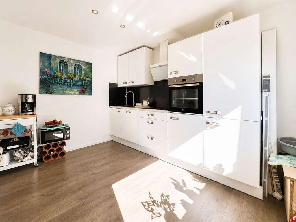 Immobilie in Wirdum - Charmantes EFH mit Einliegerwohnung, zweitem Grundstück & modernem Wohntrailer - Bild 2