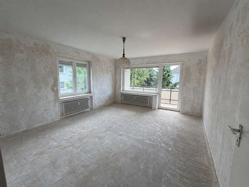 Immobilie in Bad Pyrmont - ***Entkernte, helle 2-Zimmer Wohnung im Rohbauzustand in Toplage, Südbalkon und perfekter Schnitt*** - Bild 4