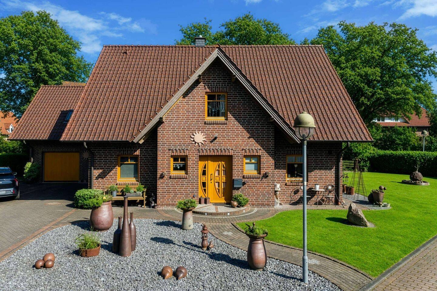 Immobilie in Zetel - Ein Zuhause für Generationen - Großzügiges Familiendomizil mit separater Wohneinheit. Obj. 9634 - Bild 4