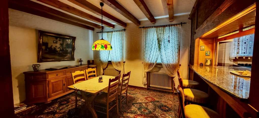 Immobilie in Schliengen - Charmantes Einfamilienhaus mit großzügigem Grundstück und Indoorpool - Bild 3