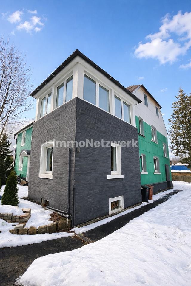 Immobilie in Wunsiedel - **Mehrfamilienhaus mit Perspektive - Attraktive Kapitalanlage in Wunsiedel** - Bild 2