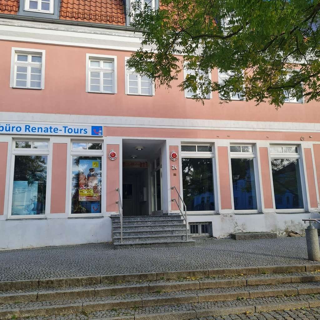 Immobilie in Waren (Müritz) - Charmante 2 ZKB Wohnung *** Direkt Am Markt in Waren *** inkl. Einbauküche *** - Bild 1