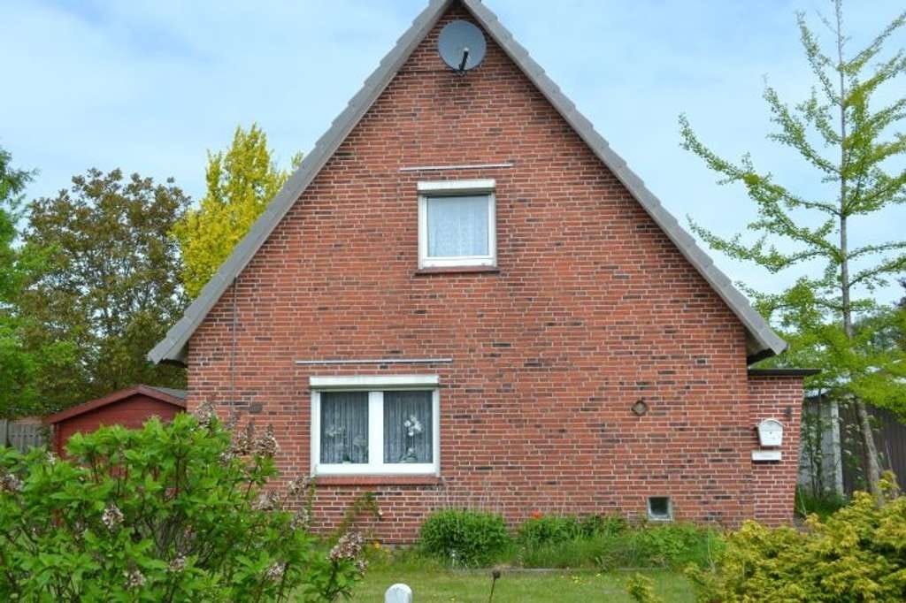 Immobilie in Lehe - Verkauf eines gepflegten, tlw. modernisierten Einfamilienhauses mit Garage in ruhiger Lage von Lehe, - Bild 2