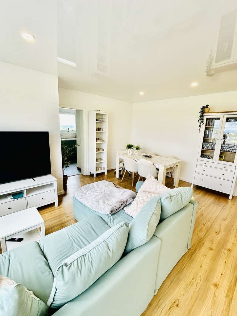 Immobilie in Neuhofen - ✨ Exklusive 2‑Zimmer‑Dachterrassenwohnung – vollständig saniert 2024 – 14. OG – Traumhafte Aussicht  - Bild 3