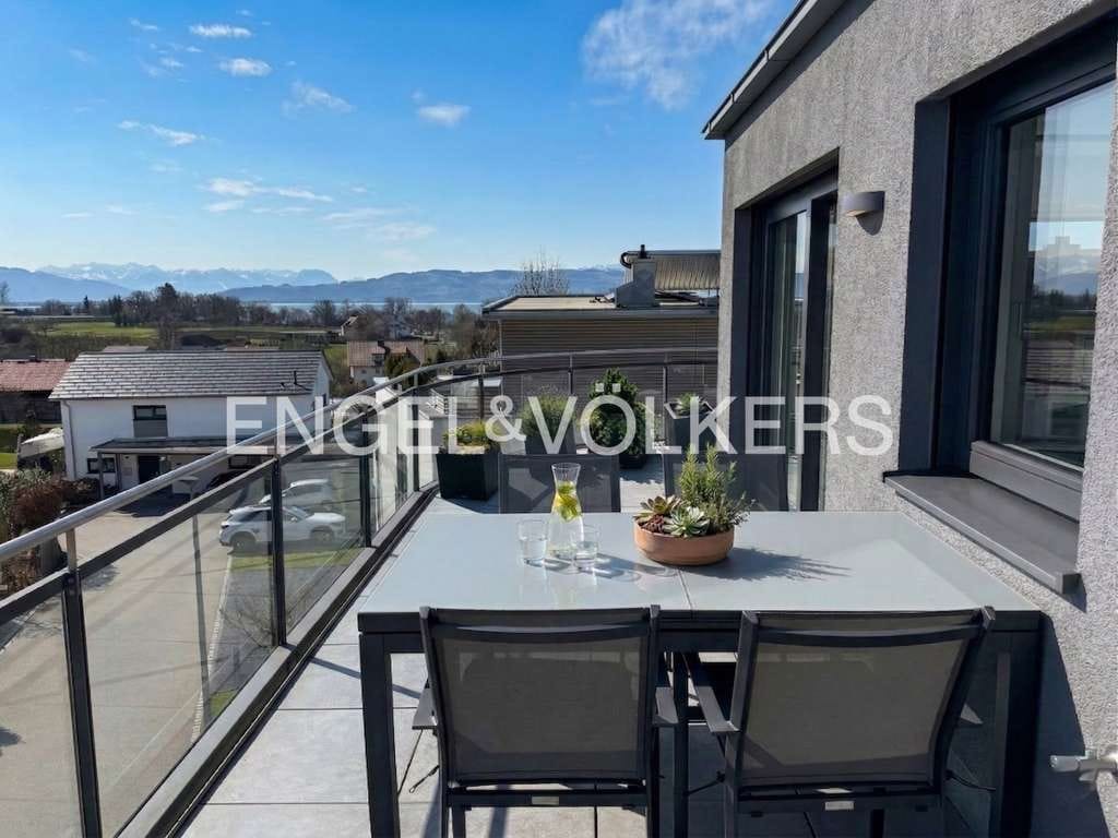 Immobilie in Wasserburg (Bodensee) - Neuwertige Penthouse Wohnung mit See- und Bergblick - Bild 0