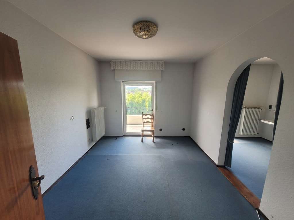 Immobilie in Kraichtal - Großzügiger Wohntraum mit großem Grundstück - Bild 3