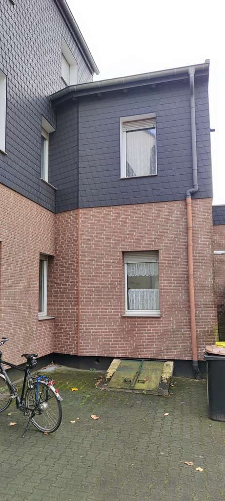 Immobilie in Recklinghausen - Mit Potenzial! Dreifamilienhaus mit zwei Garagen in Recklinghausen-Hochlar - Bild 2