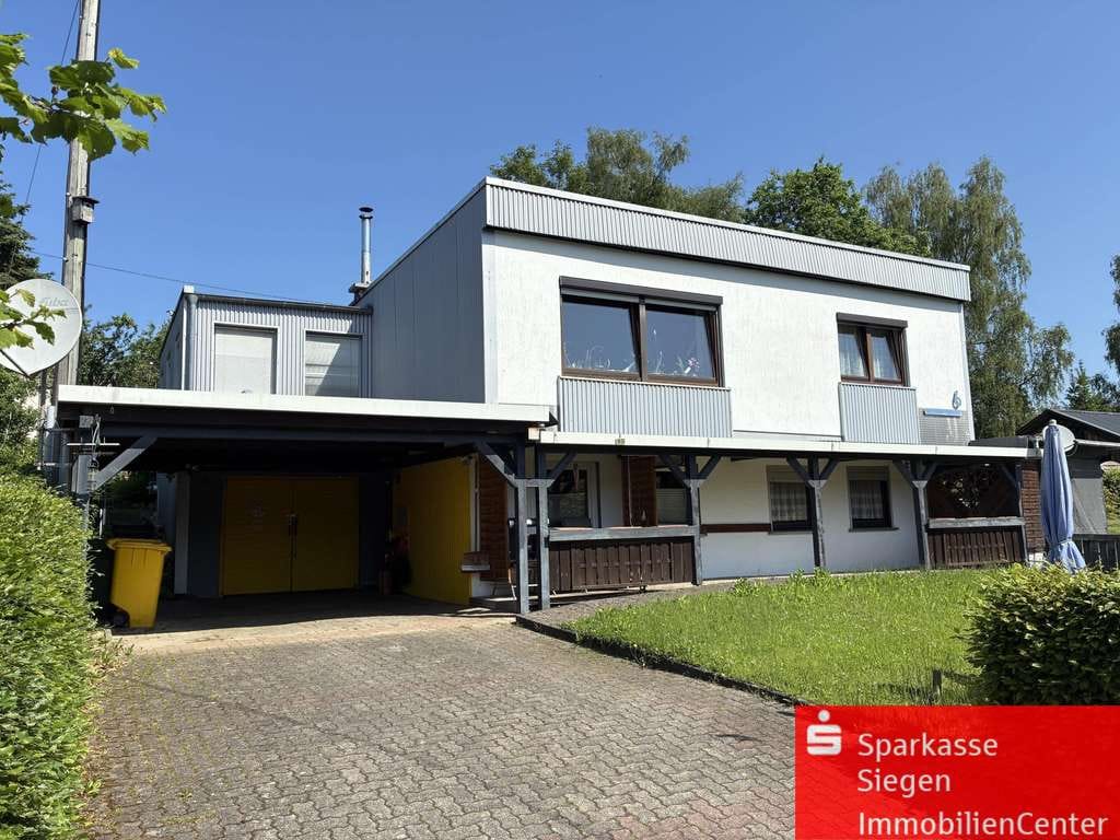 Immobilie in Netphen - Einfamilienhaus in Netphen-Unglinghausen auf großem Grundstück - Bild 0