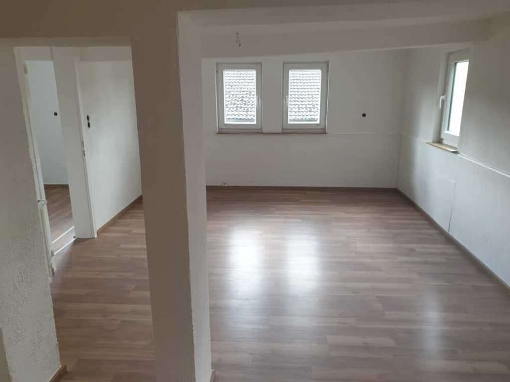 Immobilie in Lützelbach - Gemütliches Häuschen mit Scheune und Garten - Bild 1