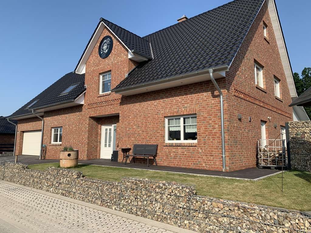 Immobilie in Sassenburg - Exklusives Landhaus mit sooooo viel Platz und Ausbaupotential in schöner Randlage von Neud.-Platend. - Bild 0