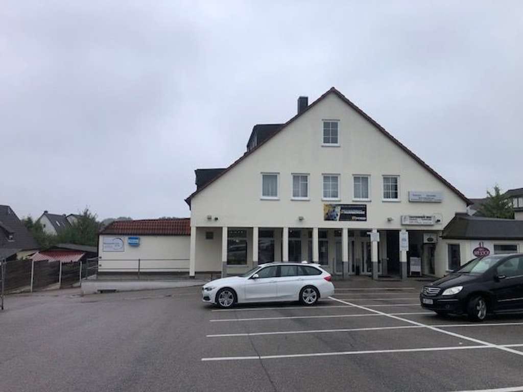 Immobilie in Burgthann - Attraktive 4-Zimmer-Wohnung mit Loggia und 2 Tiefgaragenstellplätzen in Burgthann - Bild 0