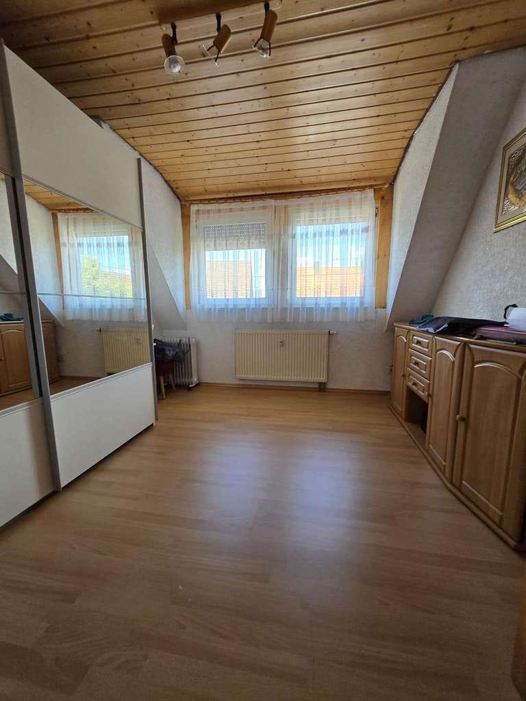 Immobilie in Wildberg - Geräumige 5-Zimmer-Maisonette in Effringen zu verkaufen... - Bild 2