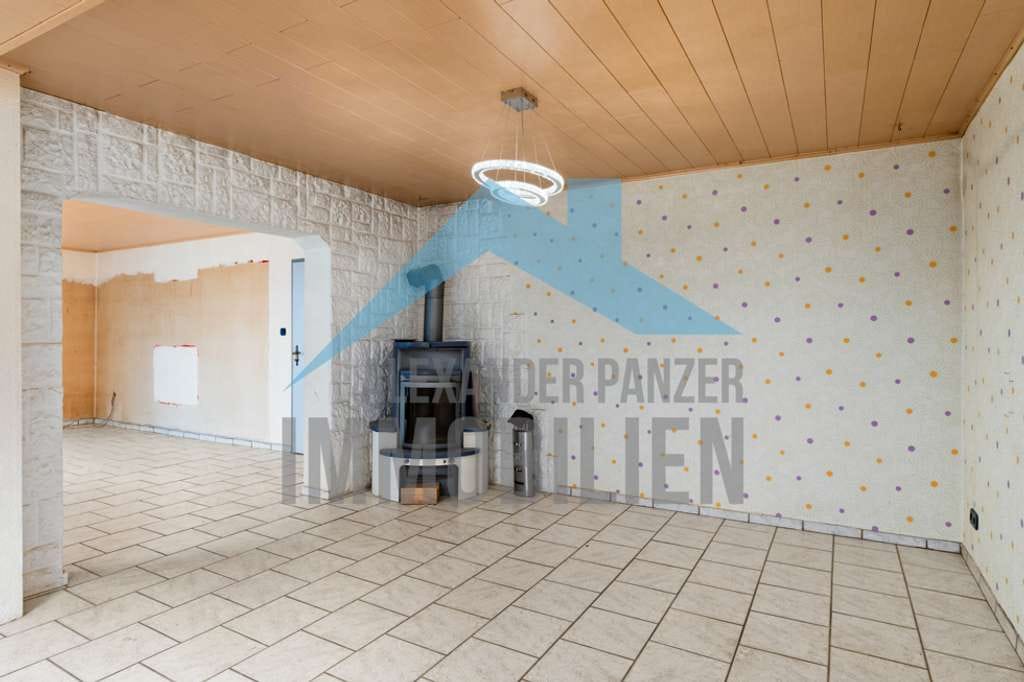 Immobilie in Edermünde - Freistehendes Einfamilienhaus mit Einliegerwohnung in ruhiger Lage von Edermünde-Grifte! - Bild 4