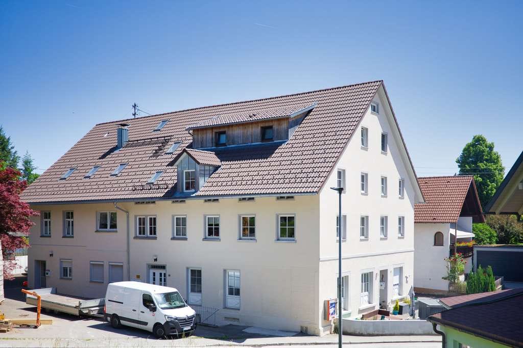Immobilie in Neukirch - Großzügig und gepflegt – vermietete Wohnung in zentraler Lage von Neukirch! - Bild 0