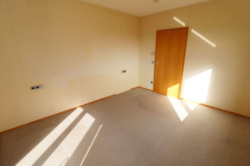 Immobilie in Münsingen - Geräumiges EFH mit Gestaltungspotenzial! - Bild 2