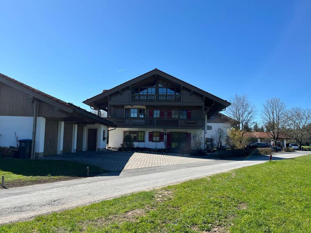 Immobilie in Chiemsee - Ihr neues Zuhause mit zusätzlichem Einkommen / 3-Familien-Haus - Bild 4