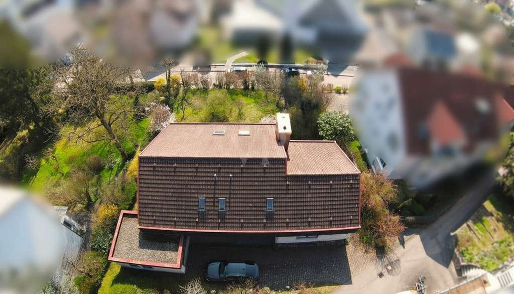Immobilie in Künzelsau - Attraktives Einfamilienhaus mit vielfältigen Nutzungsmöglichkeiten und Ausbaupotenzial - Bild 3