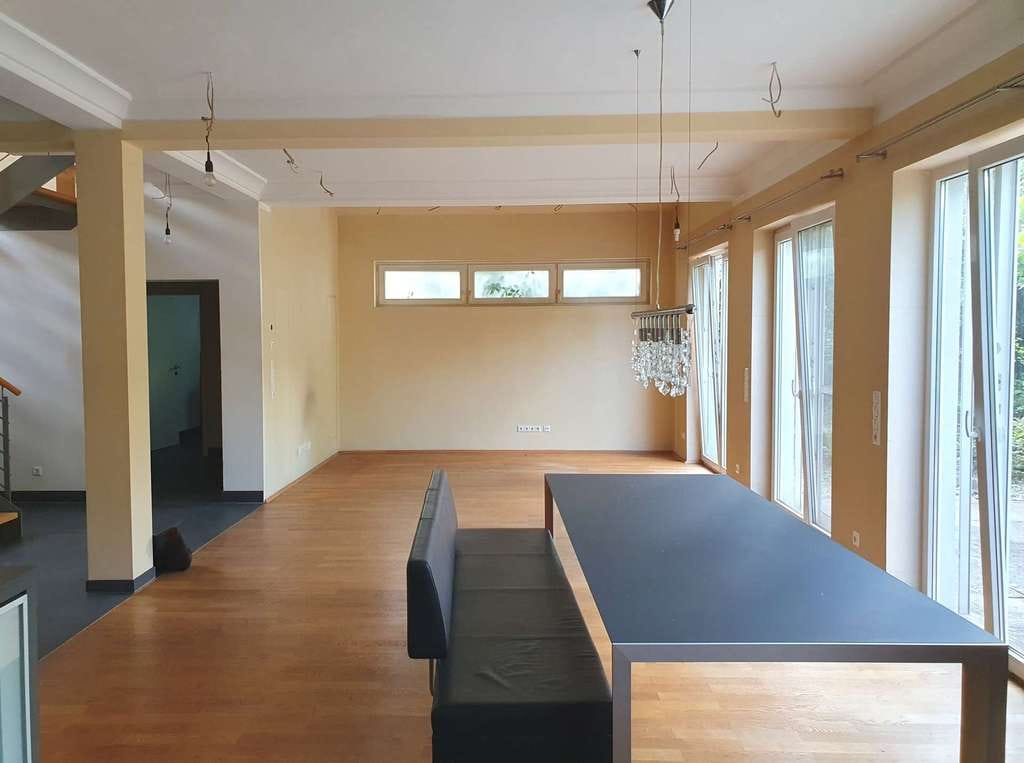Immobilie in Boxberg - Einfamilienhaus mit Bürofläche und großzügigem Grundstück in Schweigern! - Bild 4