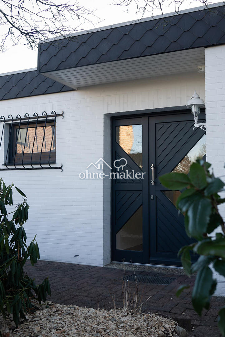 Immobilie in Toppenstedt - Großzügiger Bungalow mit Einliegerwohnung - Bild 3