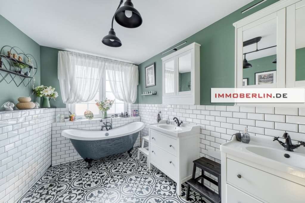 Immobilie in Golßen - IMMOBERLIN.DE - Total modernisiert! Sehr attraktives Haus mit besonderem Charme & Sonnenterrasse in - Bild 1