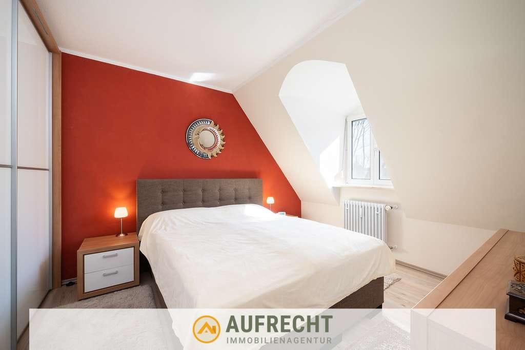 Immobilie in Karlsfeld - A U F R E C H T°WOHNEN AUF 2 EBNEN° Galeriewohnung mit 2 Stellplätzen und Südbalkon in Karlsfeld -S2 - Bild 1